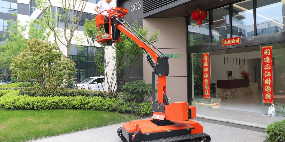 The Advantages of EMoveLift Self-Propelled Aerial Work Platform Powered by SPIDERWAY LFP Lithium Batteries