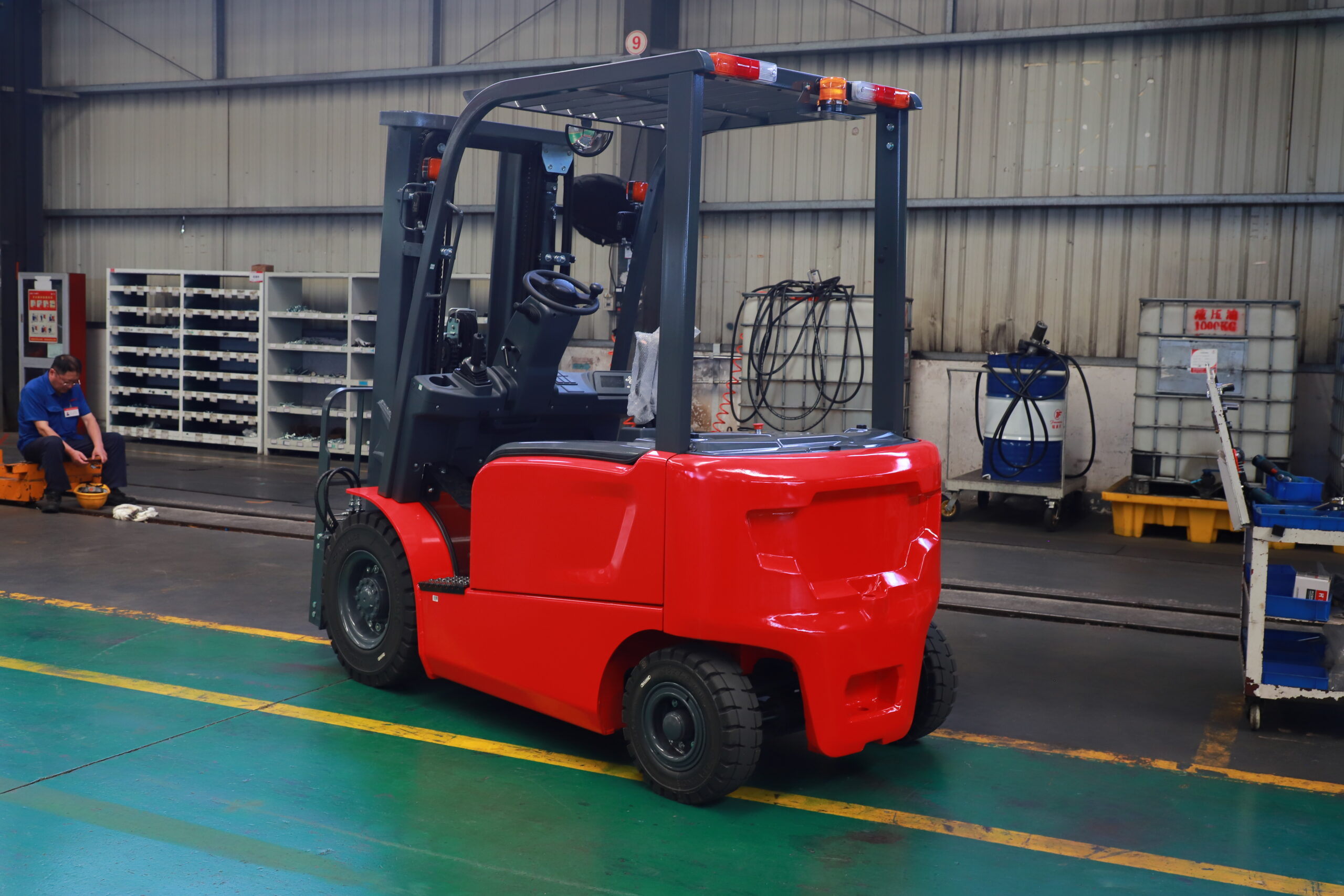4 Wheel Electric Forklift